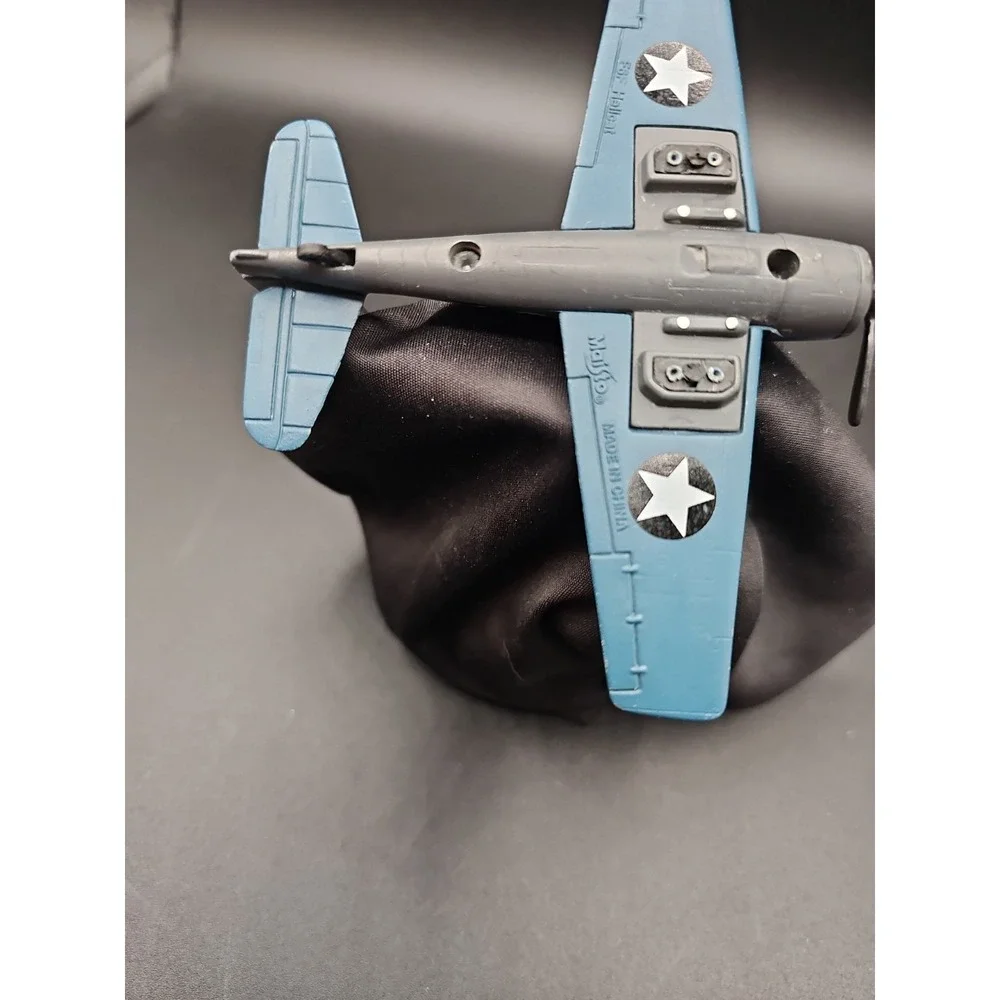 2010 Maisto Tailwinds American F6F Hellcat Military Airplane LOOSE BB
